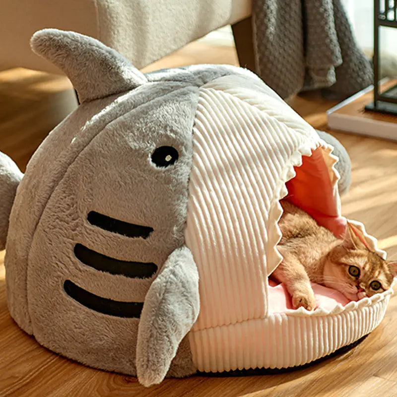 Shark-Shaped Pet Bed for Cats and Dogs
